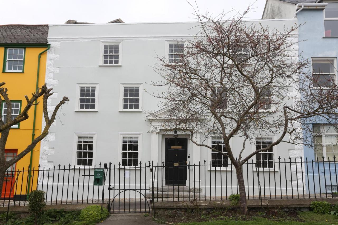 Monmouth House Apartments, Lyme Regis Old Town, Dog Friendly, Parking Exterior foto
